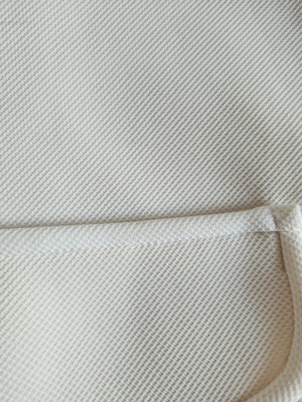 Cynthia Rowley minimalist cream